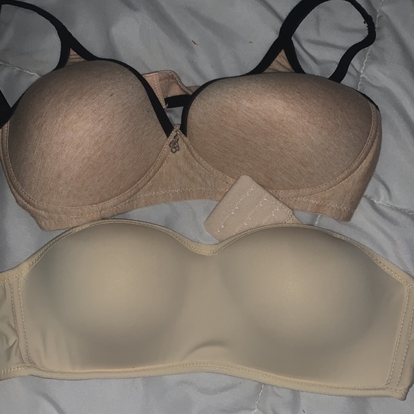 3 lingerie pieces, Runs small, bra size is 34 c - Picture 2 of 3